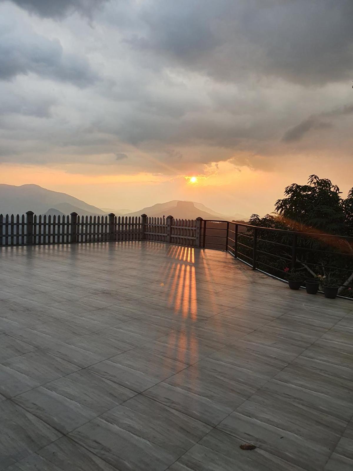 Serenity Valley Ambuluwawa Resort Kandy Dış mekan fotoğraf